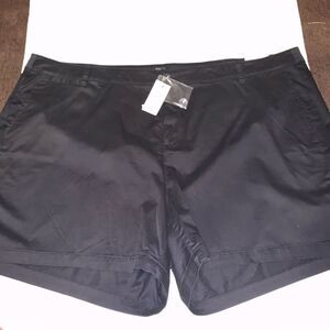 Plus Size 28 Black Lane Bryant Shorts NWT